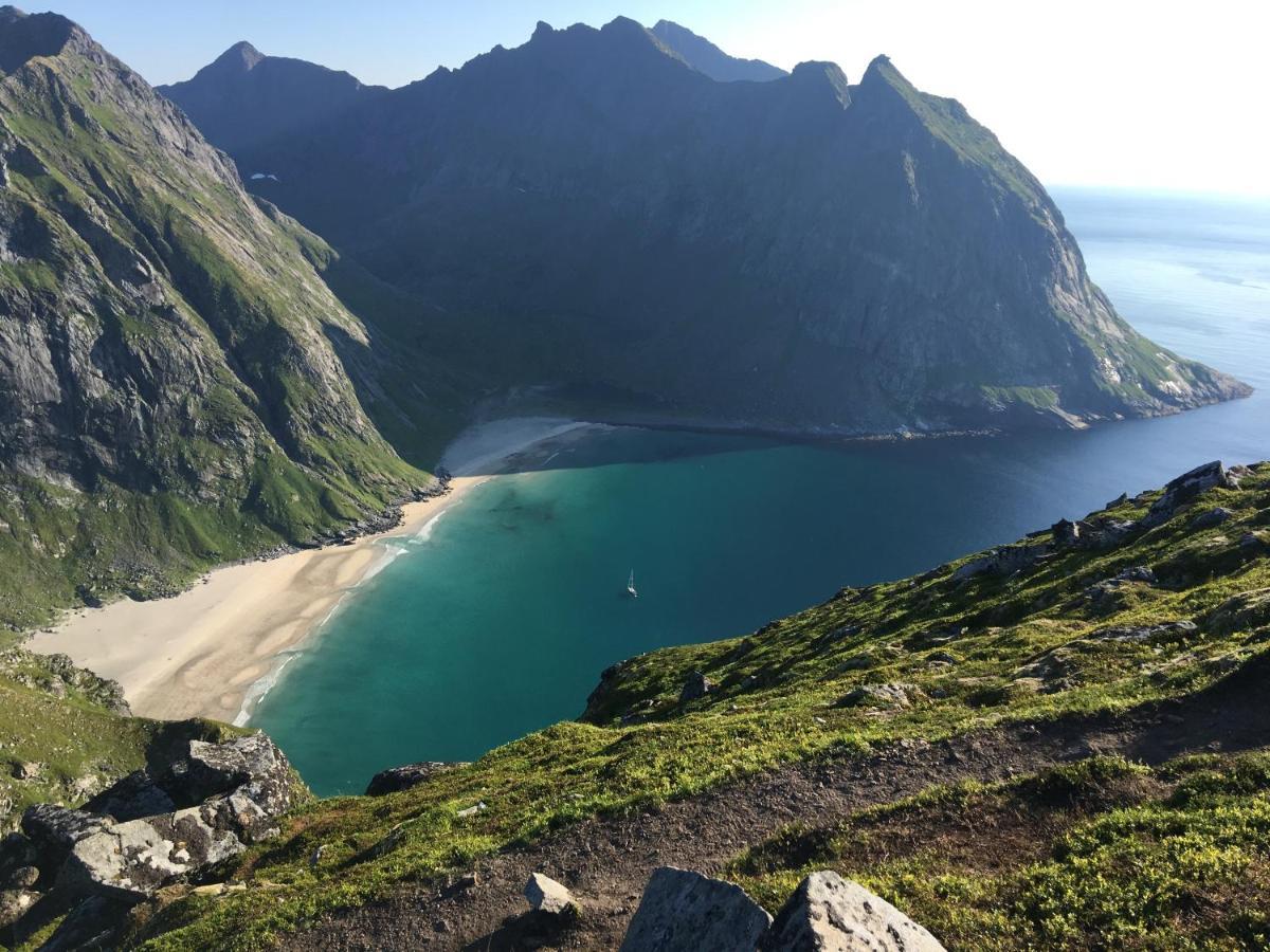 Lofoten Fjord Lodge Saupstad  Exterior photo