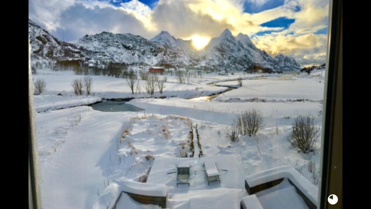 Lofoten Fjord Lodge Saupstad  Exterior photo