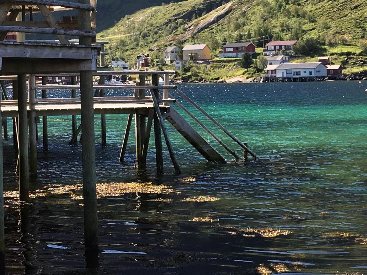 Lofoten Fjord Lodge Saupstad  Exterior photo