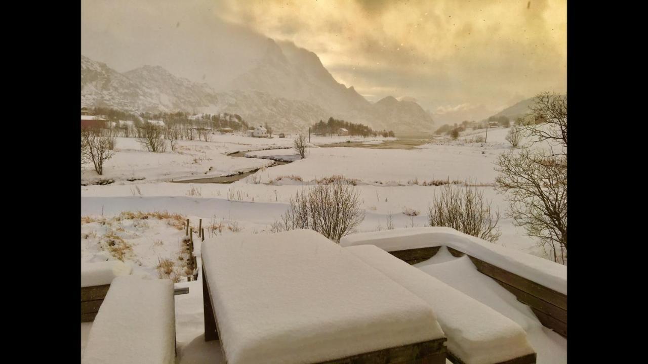 Lofoten Fjord Lodge Saupstad  Exterior photo